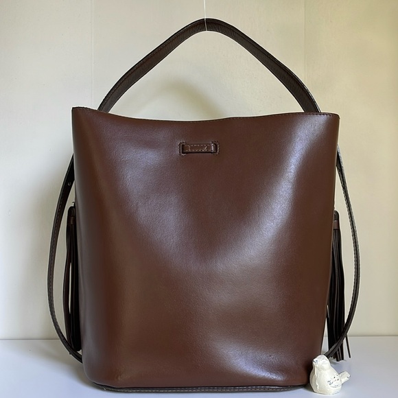 Furla Vittoria Bucket Bag - Picture 4 of 16